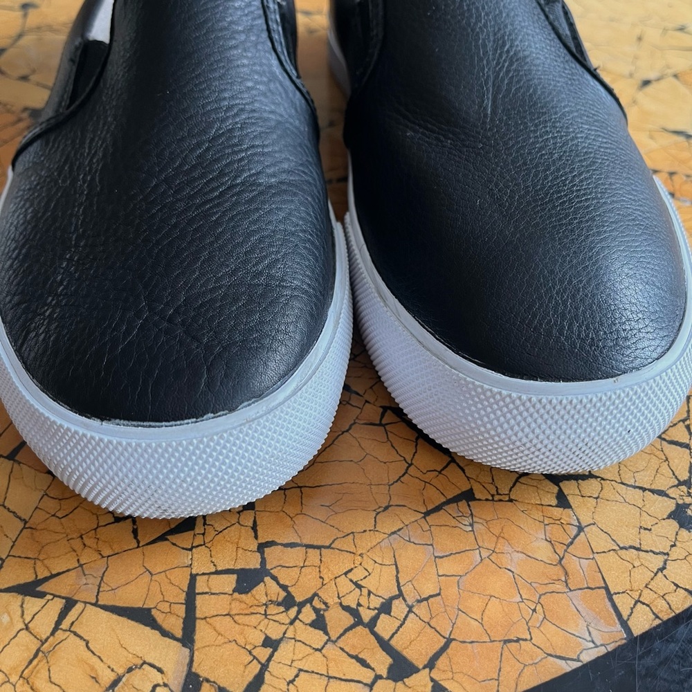 Sorel Men's Black Slip-On Shoes - Picture 4 of 10
